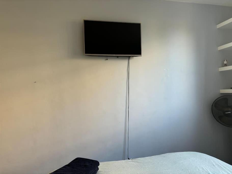 Appartement Confort Avec Balcon - Champigny Exterior photo